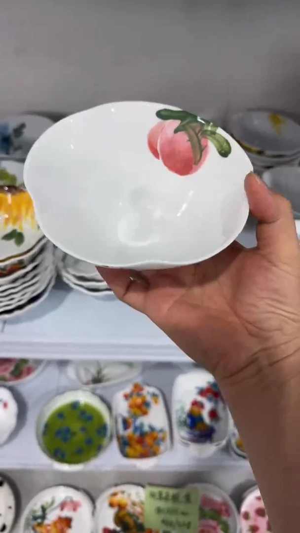 其他景德镇高温瓷（花口斗笠碗）