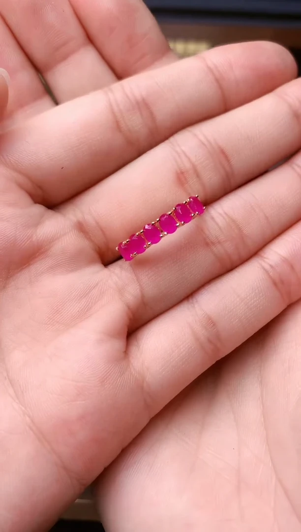 【闪购商品】红宝石戒指银S925镶嵌........