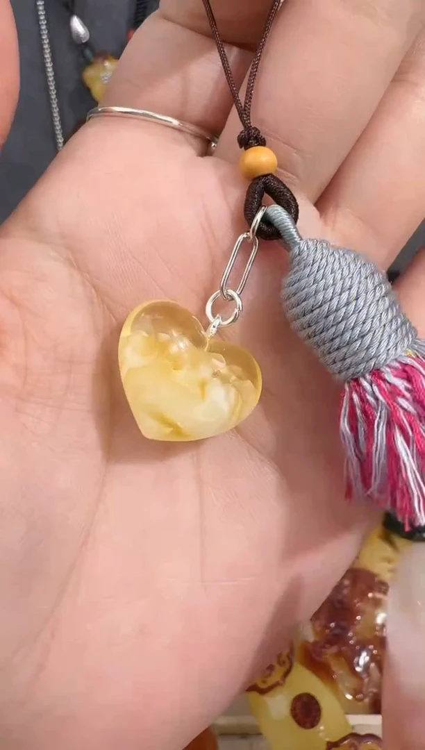 裸石琥珀未镶嵌琥珀