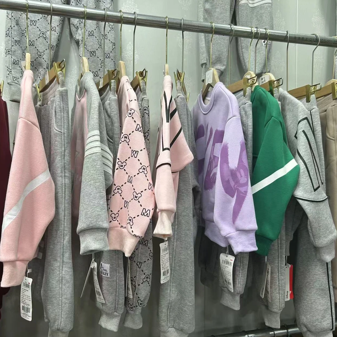 冬装加绒加厚卫衣套装儿童时尚秋冬运动