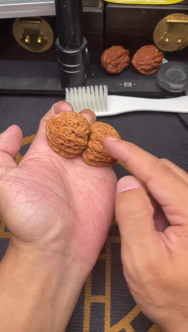 吊坠文玩核桃密纹36