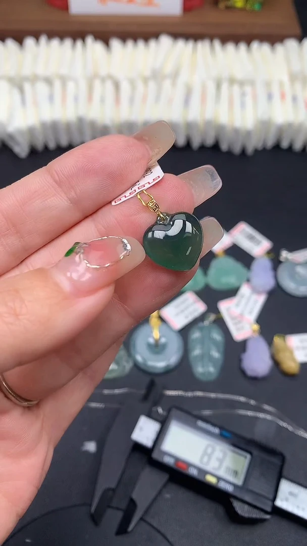 【闪购商品】翡翠吊坠(不含链)18K金镶嵌MS160725