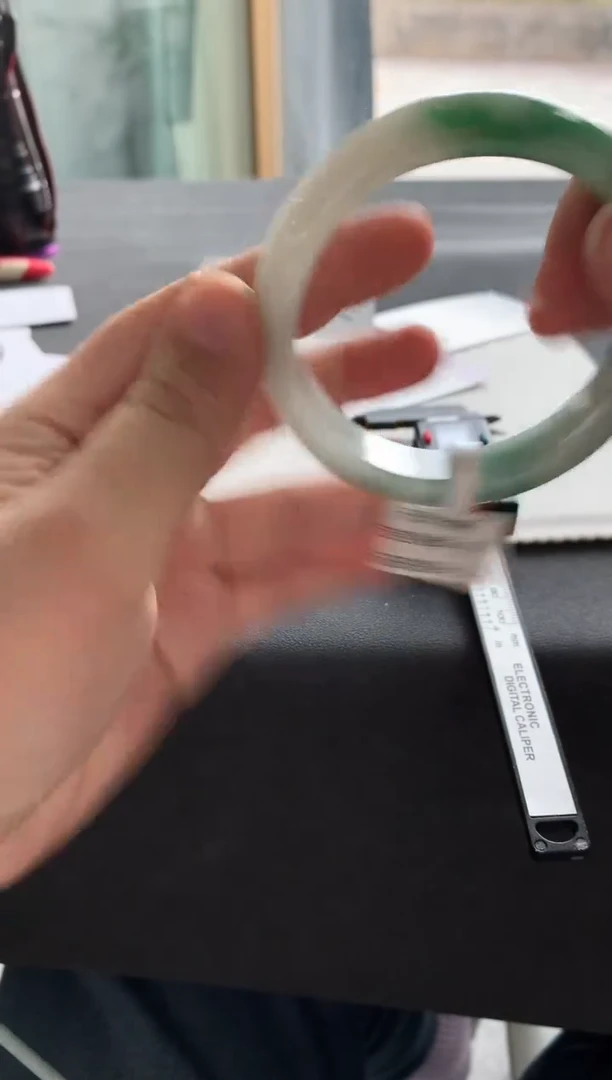 【闪购商品】翡翠手镯未镶嵌60.2正圈Y145买断