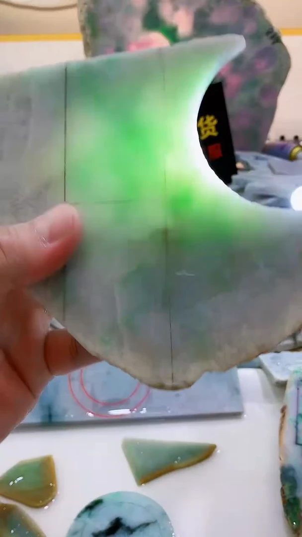 翡翠未镶嵌颈饰0林0翡翠珠宝544