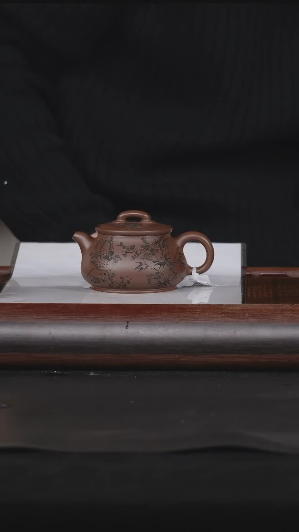 【闪购商品】紫砂茶壶30紫泥扁圆160