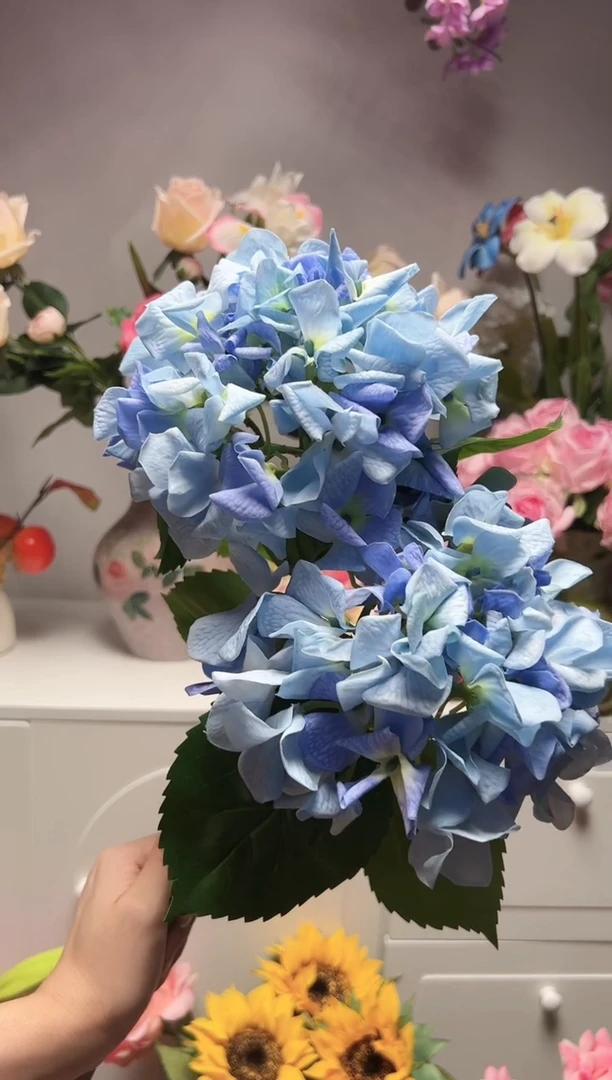 2枝蓝色手感保湿绣球