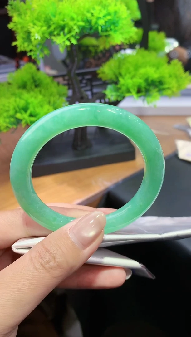 未镶嵌手镯翡翠-k26 天然缅甸A货翡翠55.4圆条