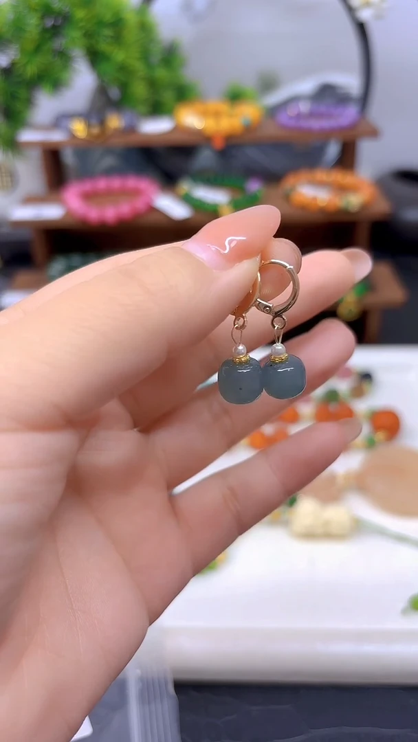 14K金镶嵌翡翠耳饰E888