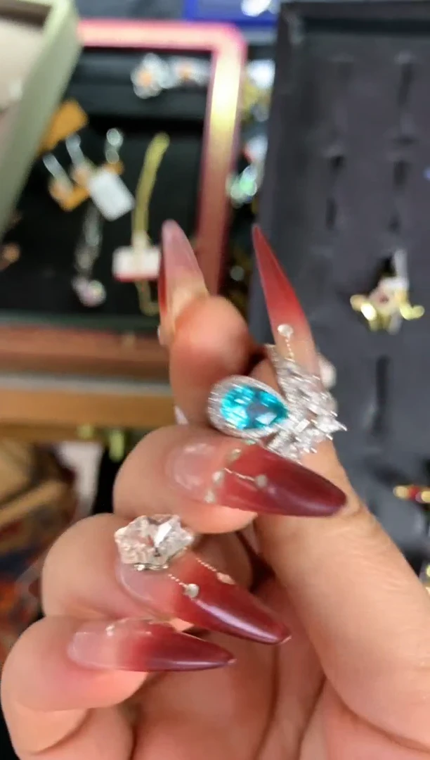 【闪购商品】瓷片楚楚中古珠宝甄选不退换