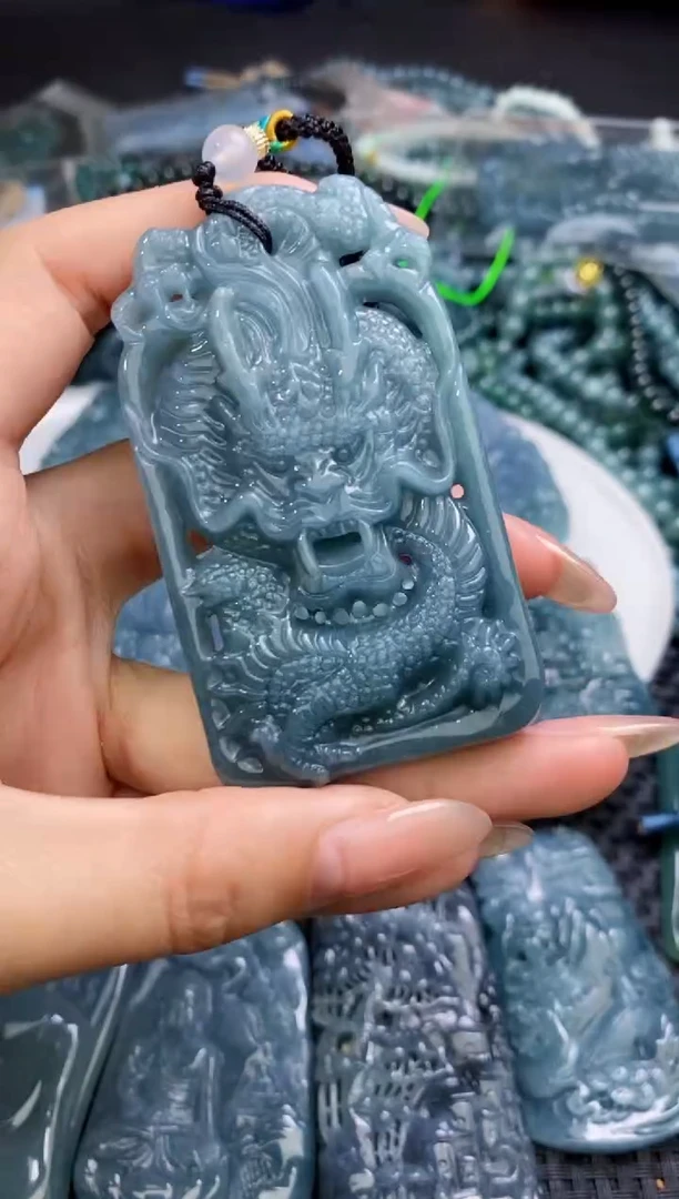 【闪购商品】翡翠颈饰未镶嵌