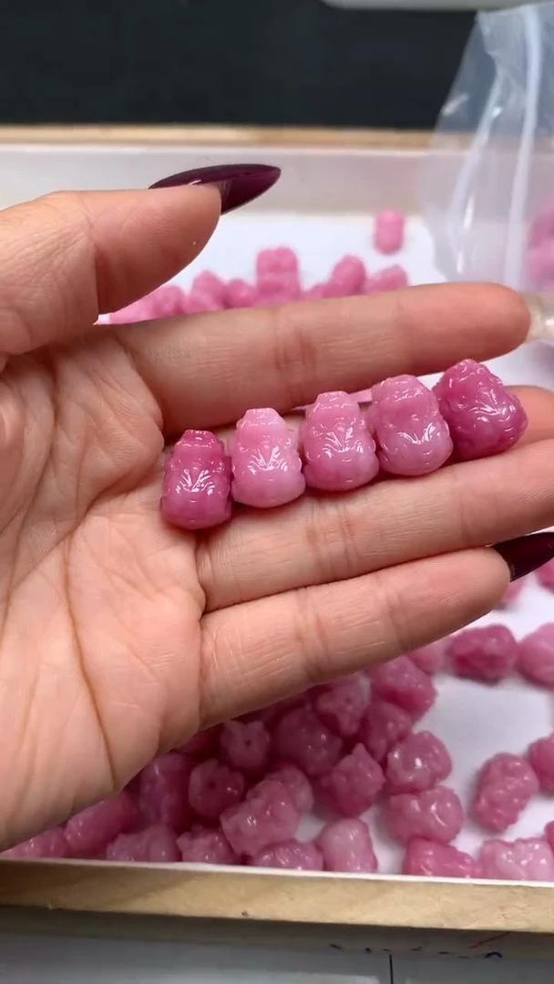 未镶嵌散珠拼合珍珠（马贝珠）A2074 女皇贝 皮休10*14mm3个5.8元
