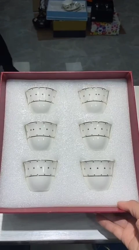 瓷片生活的本意是开心啊@@1