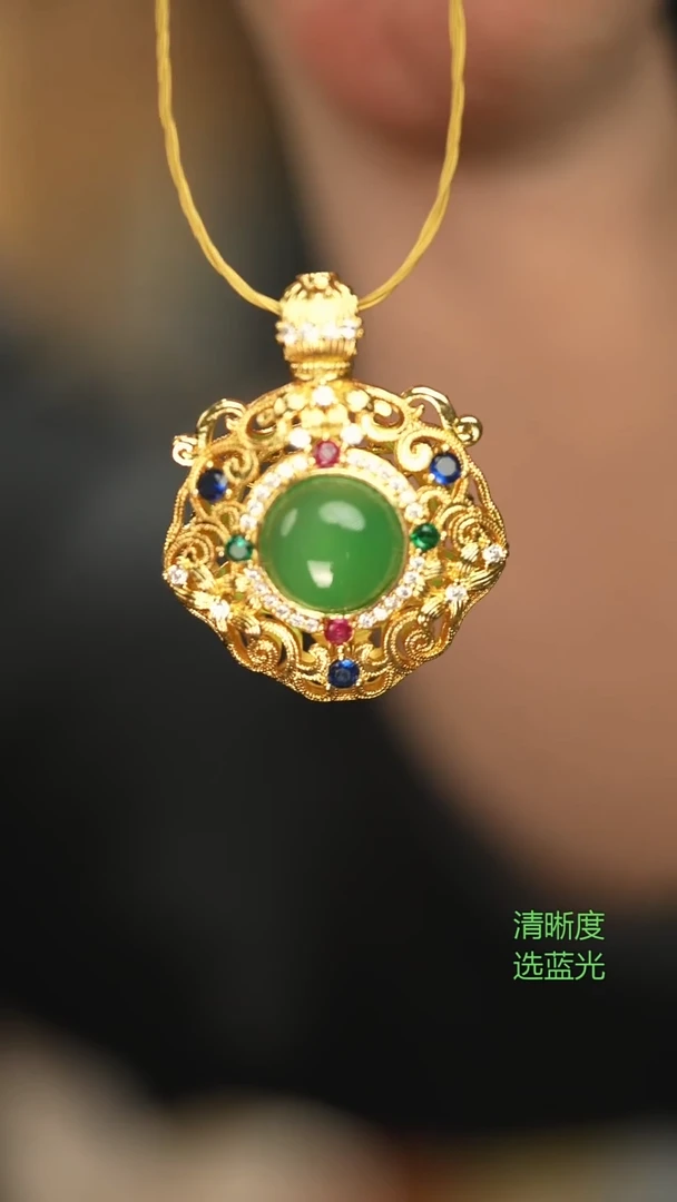 【闪购商品】玛瑙/玉髓吊坠(赠链)合金新款