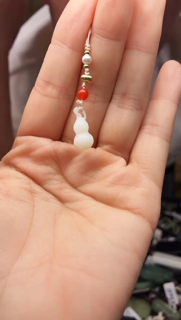 颈饰未镶嵌和田玉多样性发货，拍一发一