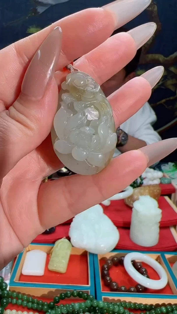 【闪购商品】和田玉吊坠未镶嵌1