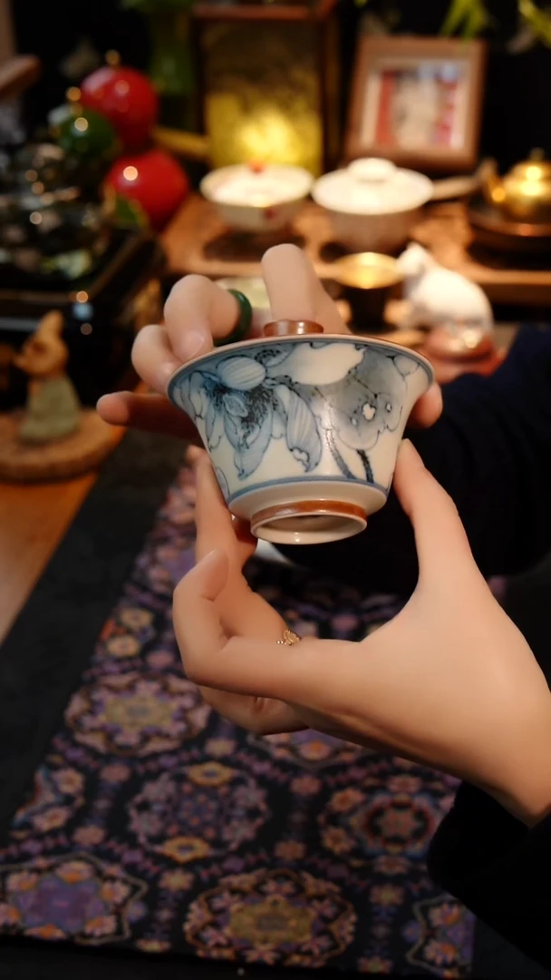 茶器青花盖碗一个
