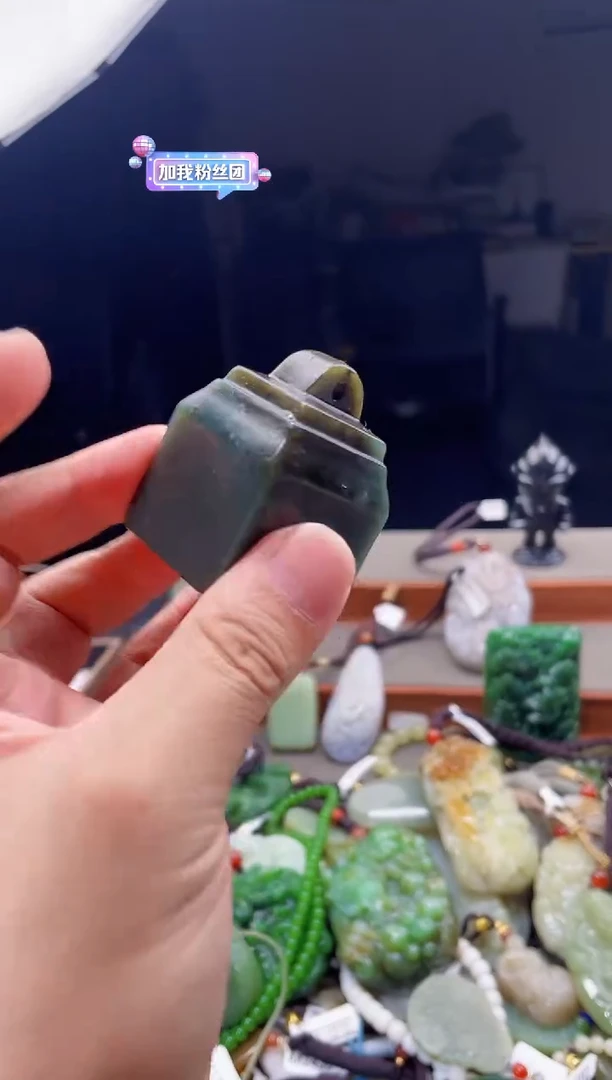 和田玉未镶嵌颈饰拍一发一