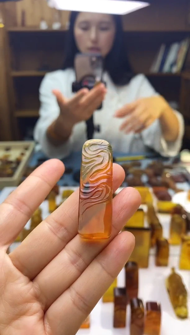 琥珀颈饰未镶嵌SN70-34（植物珀·青云直上）