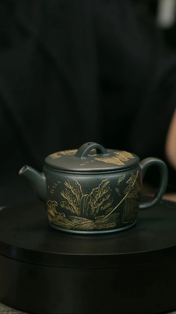 茶壶紫砂起****烦H1709余海燕墨绿方嘴汉瓦