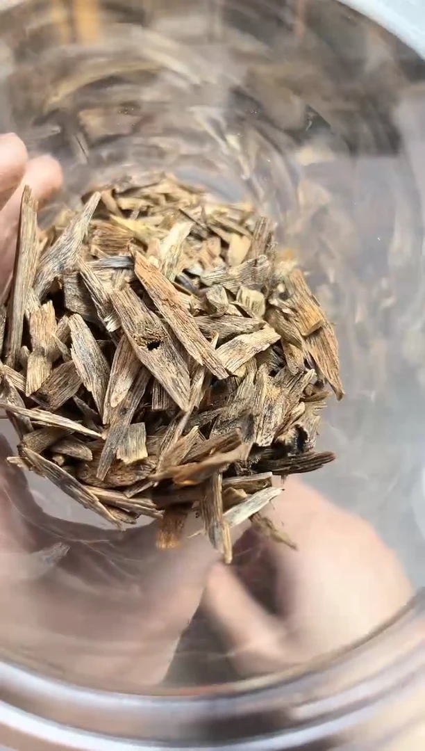 【闪购商品】沉香摆件68号沉水棋楠母树碎料2克多样性发货1份