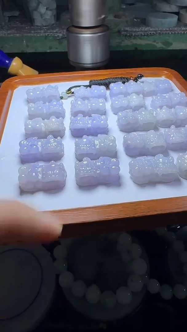 颈饰未镶嵌翡翠貔貅多样性发一件