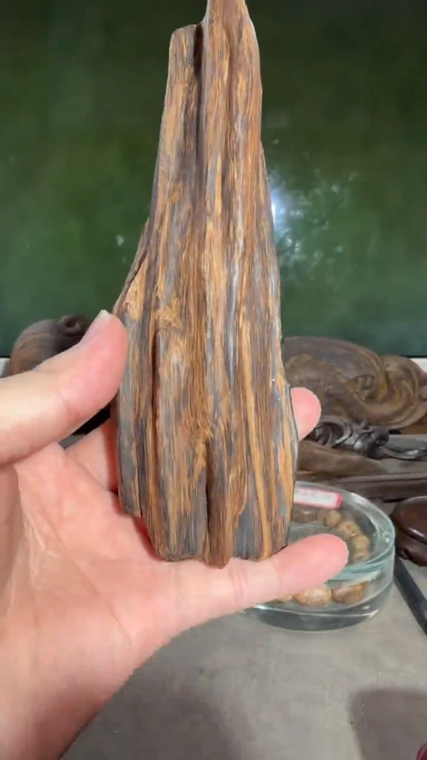 沉香手把件多样性发一