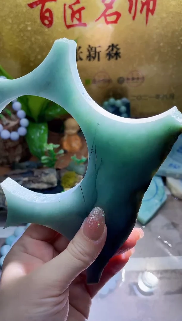 未镶嵌挂件翡翠小梦70