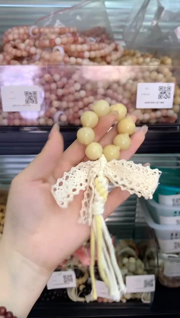 把件菩提根/象牙果猫猫头蝴蝶结手捻 D-018-3