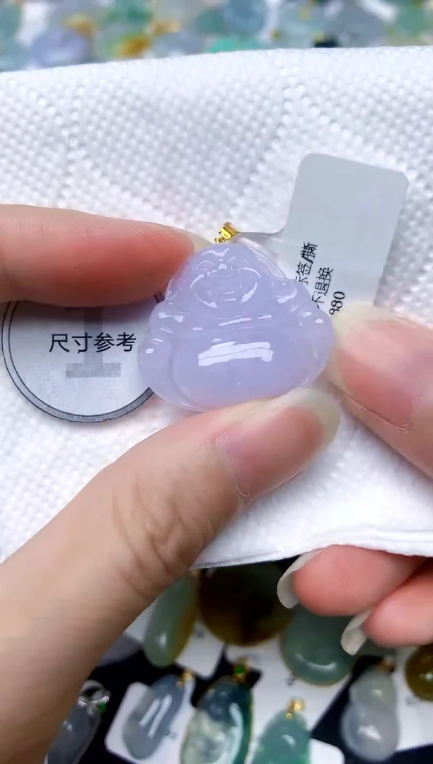 颈饰18K金镶嵌翡翠天然A货翡翠