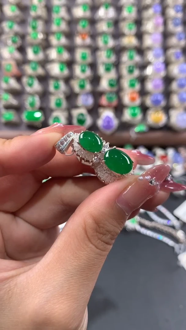 定制翡翠未镶嵌翡翠戒面