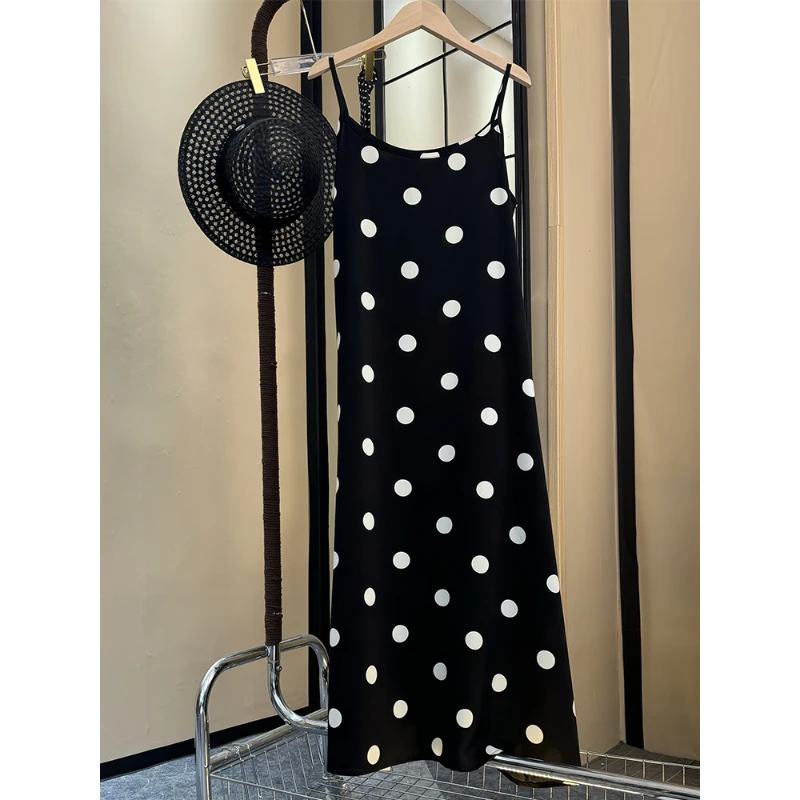 气质好的想转圈圈！波点吊带裙高级连衣裙气质女神设计内搭长裙子