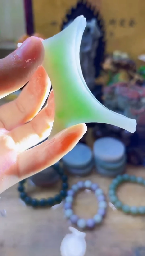 未镶嵌挂件翡翠A货小璀4668