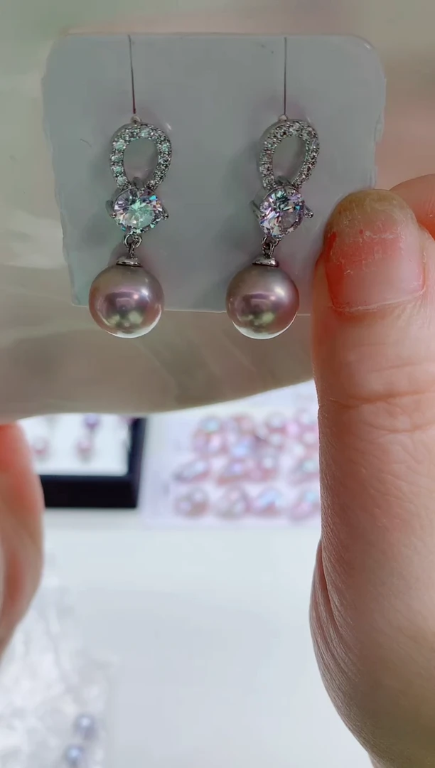 未镶嵌淡水珍珠耳饰淡水珍珠耳饰多样性发其一