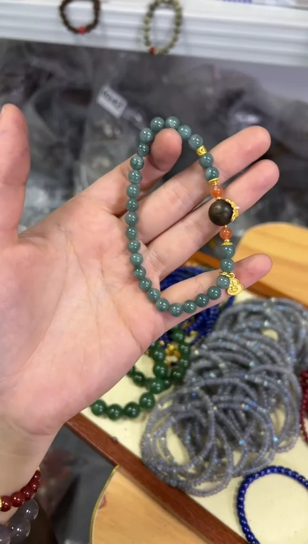 【闪购商品】翡翠手链未镶嵌蓝水翡翠檀木设计款手链[0580]