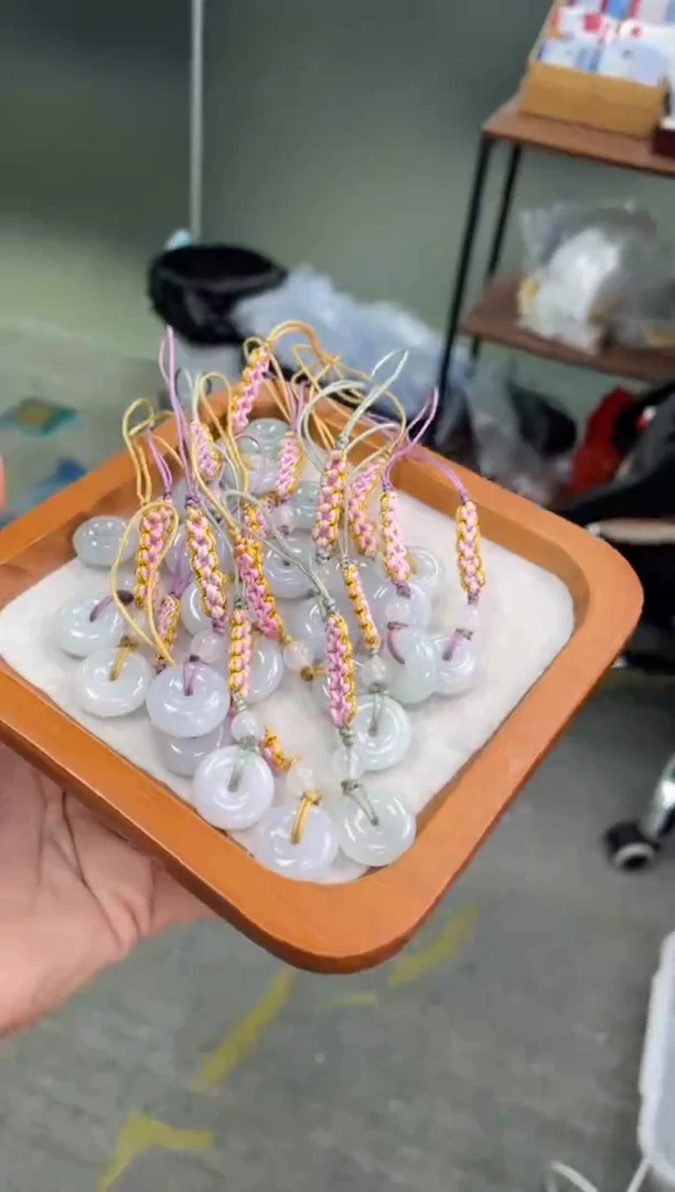 翡翠未镶嵌吊坠(不含链)平安扣钥匙挂    多样性发货发一件