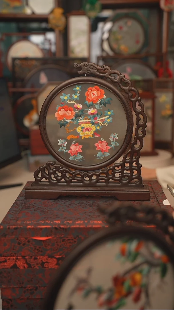 扇子龙头架 苏绣双面绣摆台