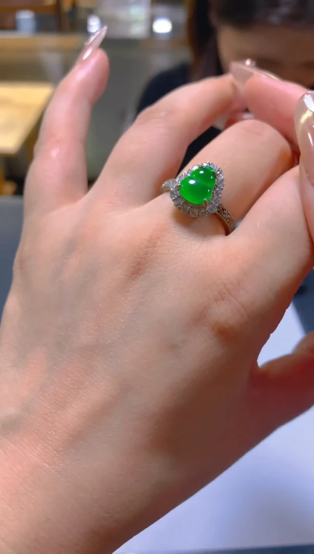 未镶嵌戒指翡翠多样性发一