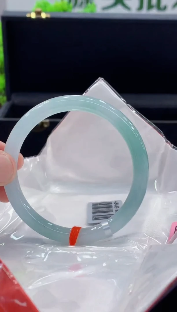 未镶嵌手镯翡翠翡翠手镯