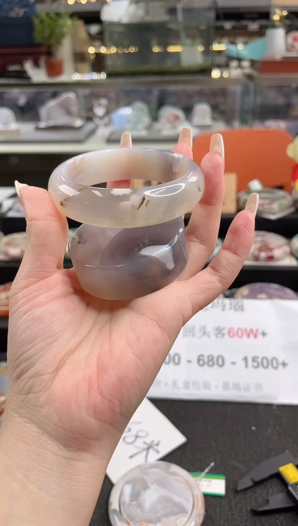 未镶嵌手镯石英质玉60圈口（赠品镯心）1560480