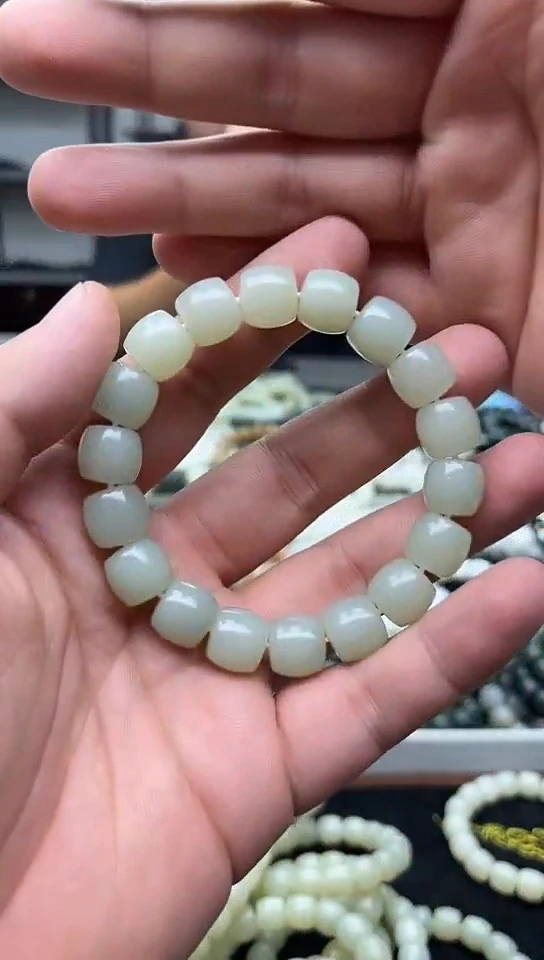 未镶嵌手串和田玉纯天然新疆且末青白料12