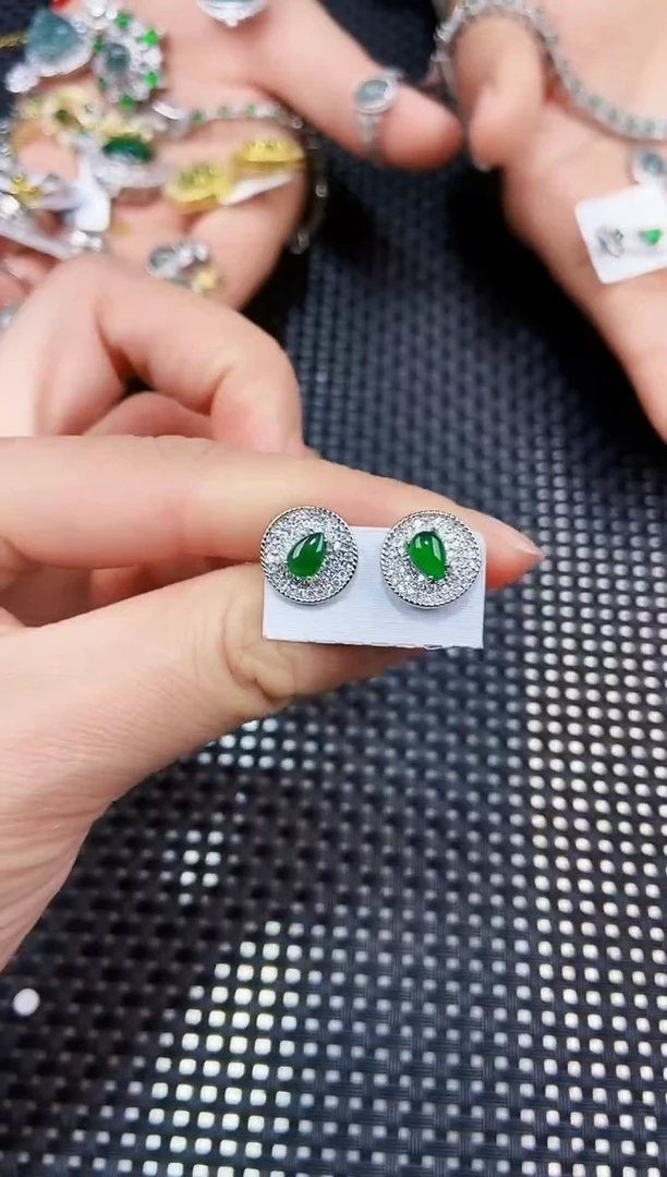 【闪购商品】翡翠耳饰未镶嵌111111111