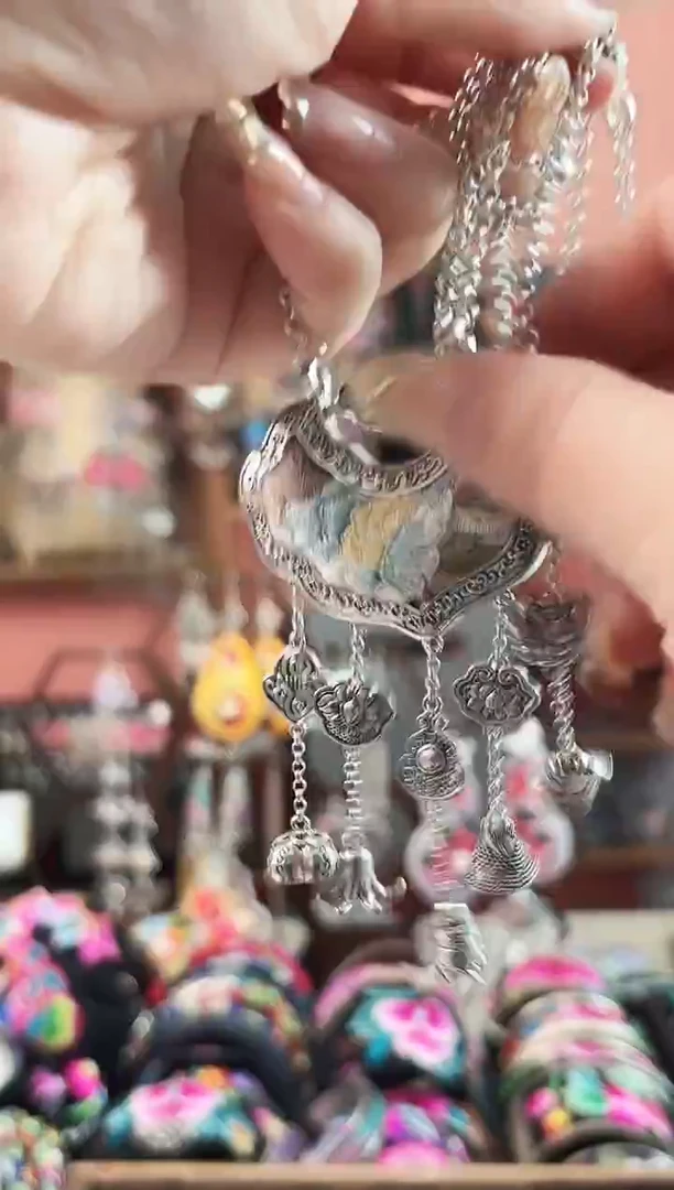 艺枝独绣手工饰品34加链子