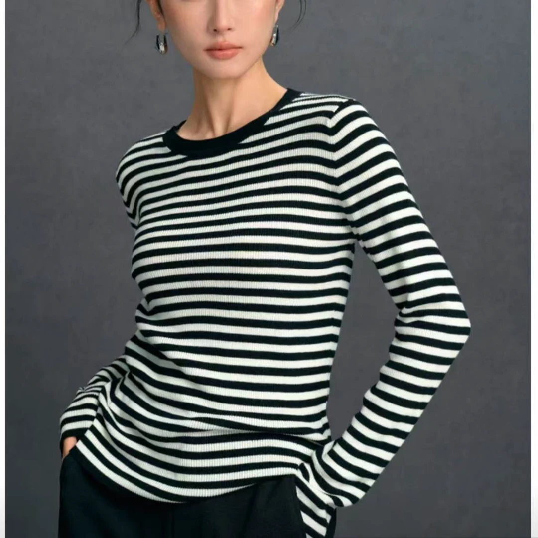 复古条纹针织衫女秋冬2025新款百搭韩系宽松圆领慵懒洋气毛衣