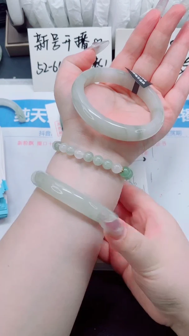 石英质玉手镯未镶嵌0386-60.5