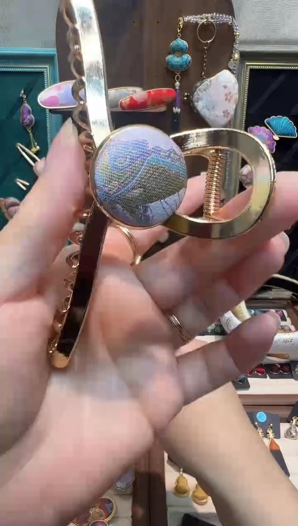 【孤品车5.28】香芋紫蝴蝶12CM抓夹