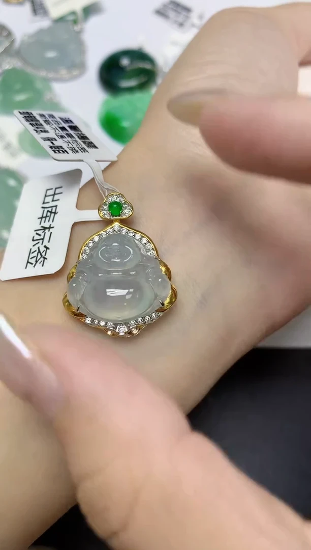 颈饰未镶嵌翡翠天然缅甸翡翠A货多样性发一件