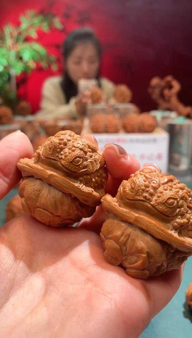 【闪购商品】文玩核桃把件147258369------