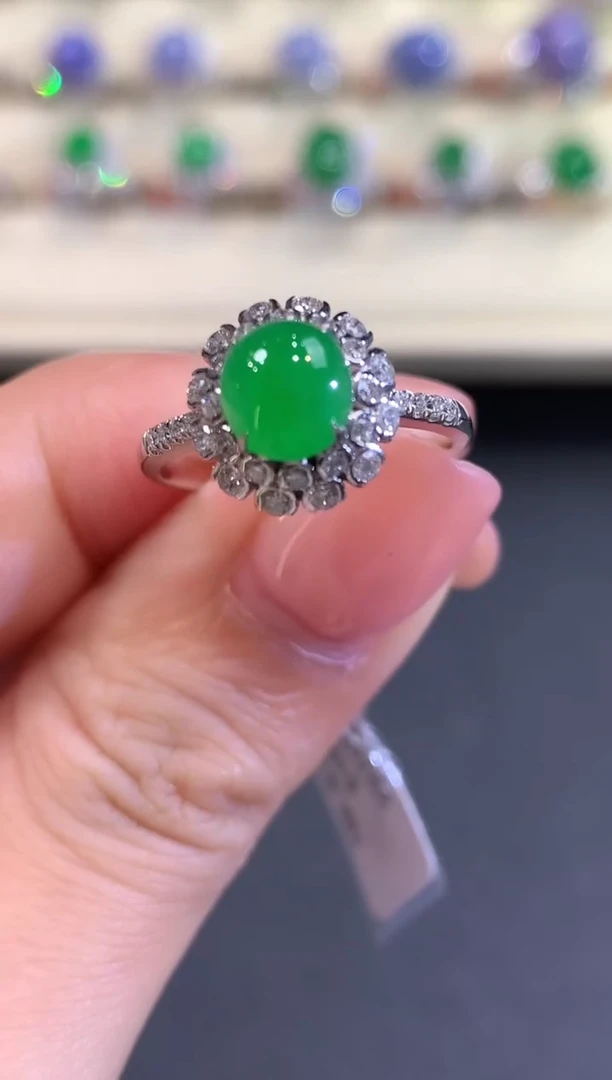 18K金镶嵌戒指翡翠a64