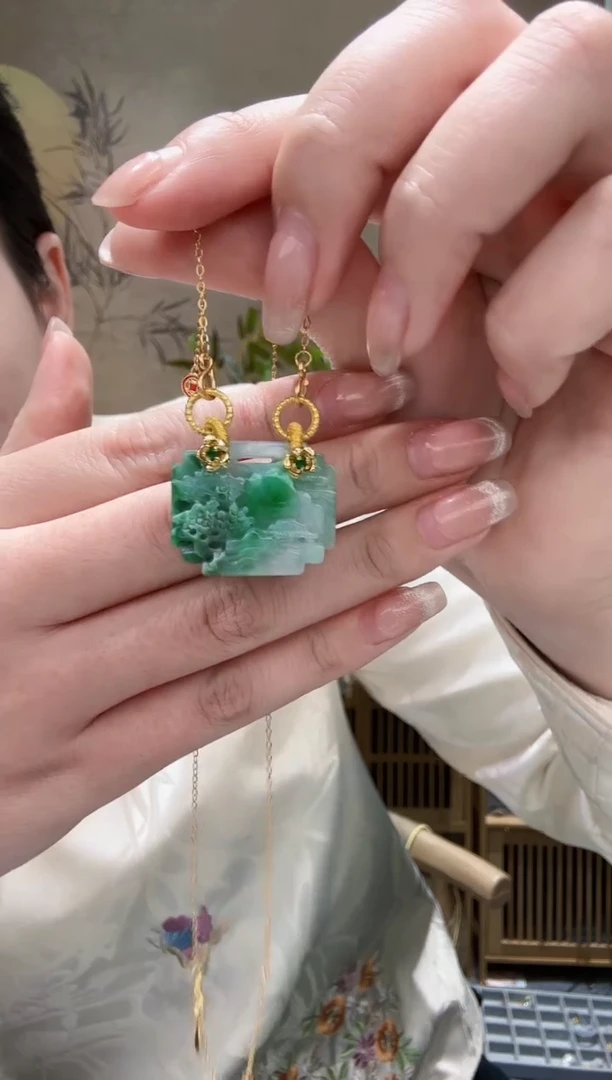 【闪购商品】翡翠耳饰未镶嵌吊坠