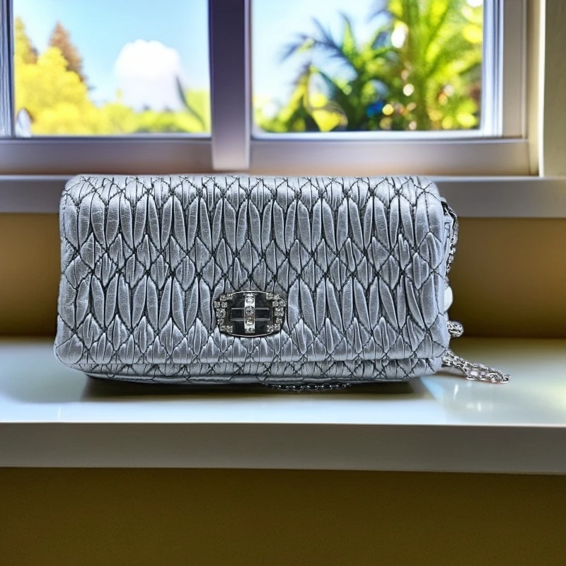 95新 MIU MIU/缪缪  银色褶皱单肩包  1736 7014